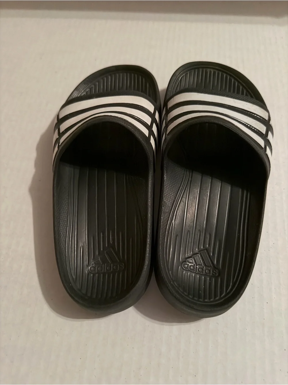 #198 Adidas Kids Black and White Slide Sandals size 1
